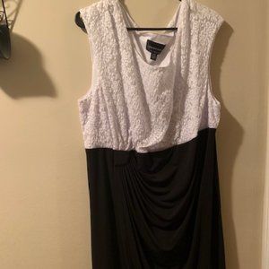 White laced top dress with black bottom